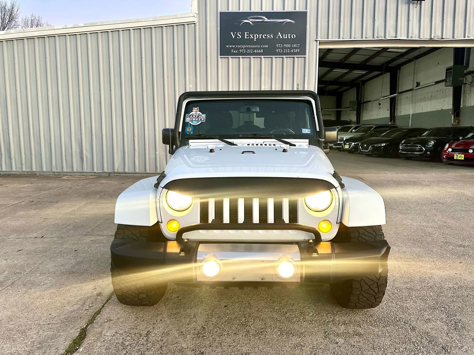 Used 2015 Jeep Wrangler Unlimited Sahara w/ Max Tow Package image 10