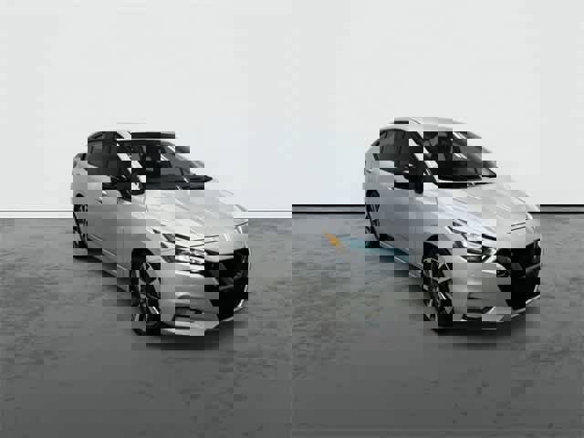 Used 2020 Nissan Versa SR image 6