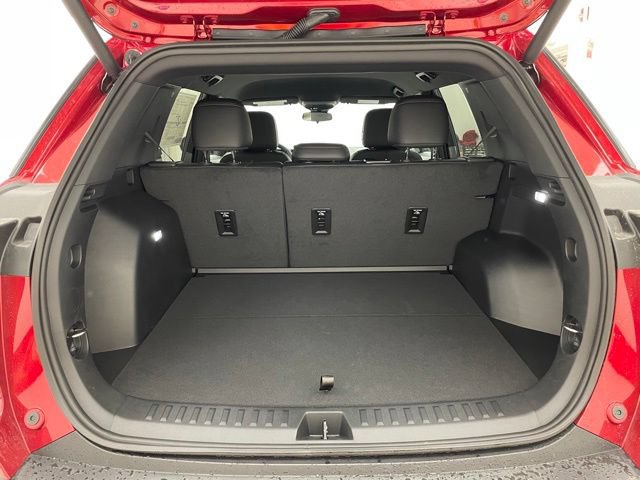 New 2026 Chevrolet Equinox RS w/ Convenience Package III AWD/4WD image 13