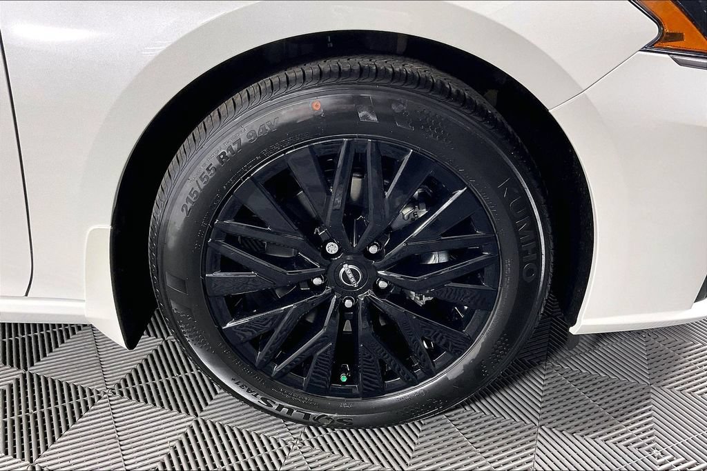 New 2026 Nissan Altima 2.5 SV w/ SV Special Edition Package FWD image 14