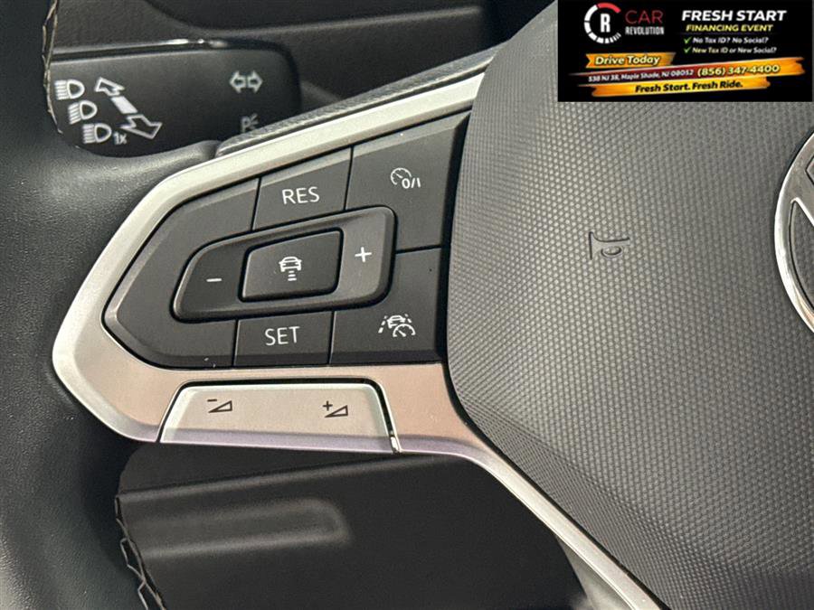 Used 2022 Volkswagen Tiguan SE image 52