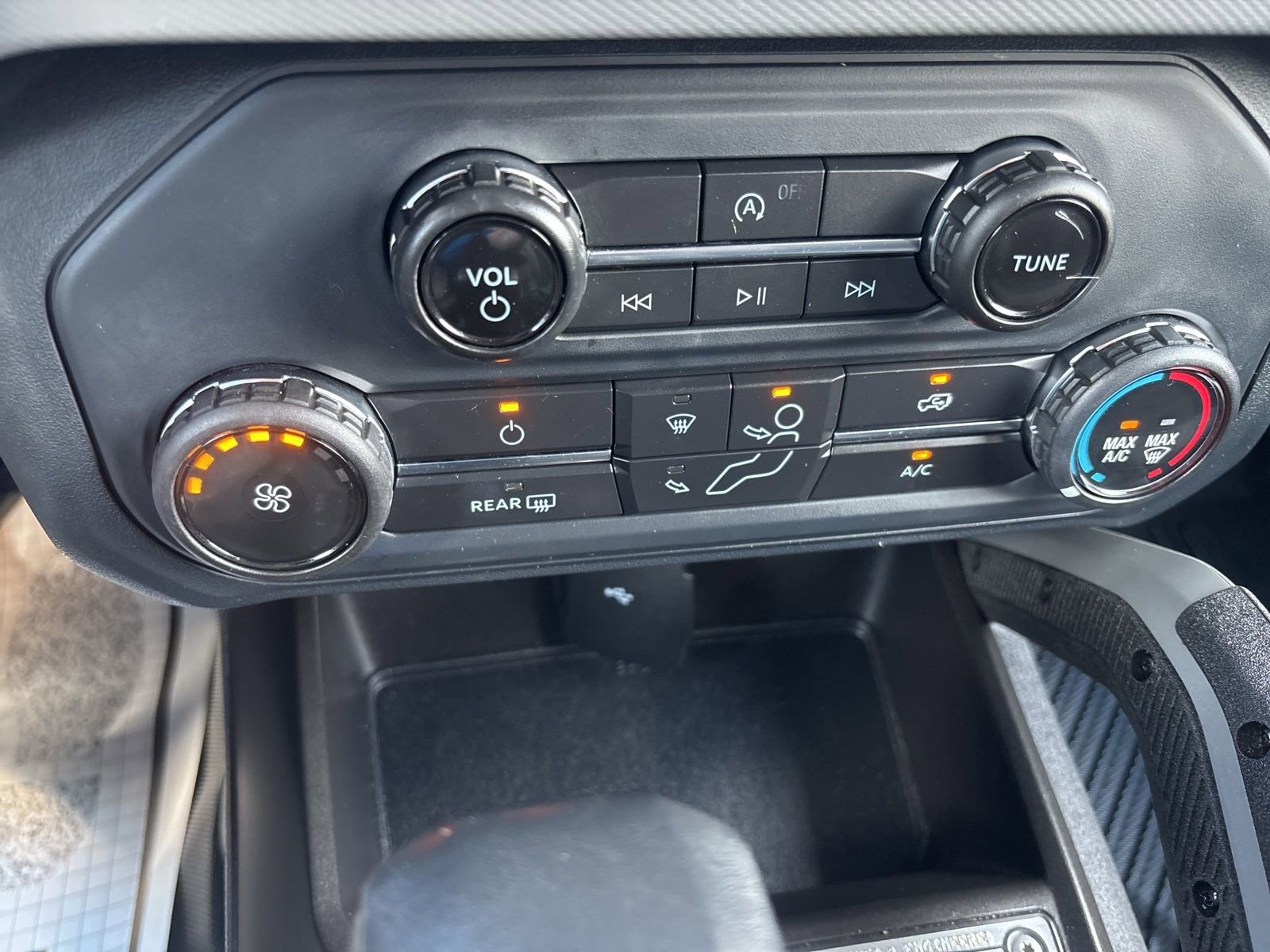 Used 2022 Ford Bronco Big Bend image 17