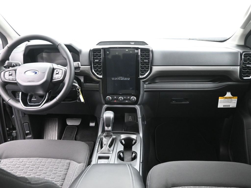Used 2025 Ford Ranger XLT w/ FX4 Off-Road Package image 16