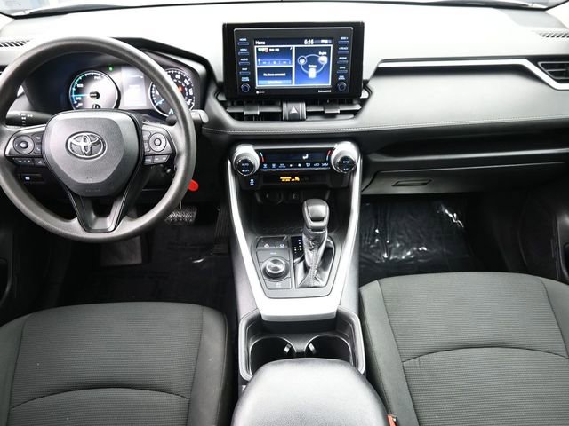 Used 2021 Toyota RAV4 LE image 16