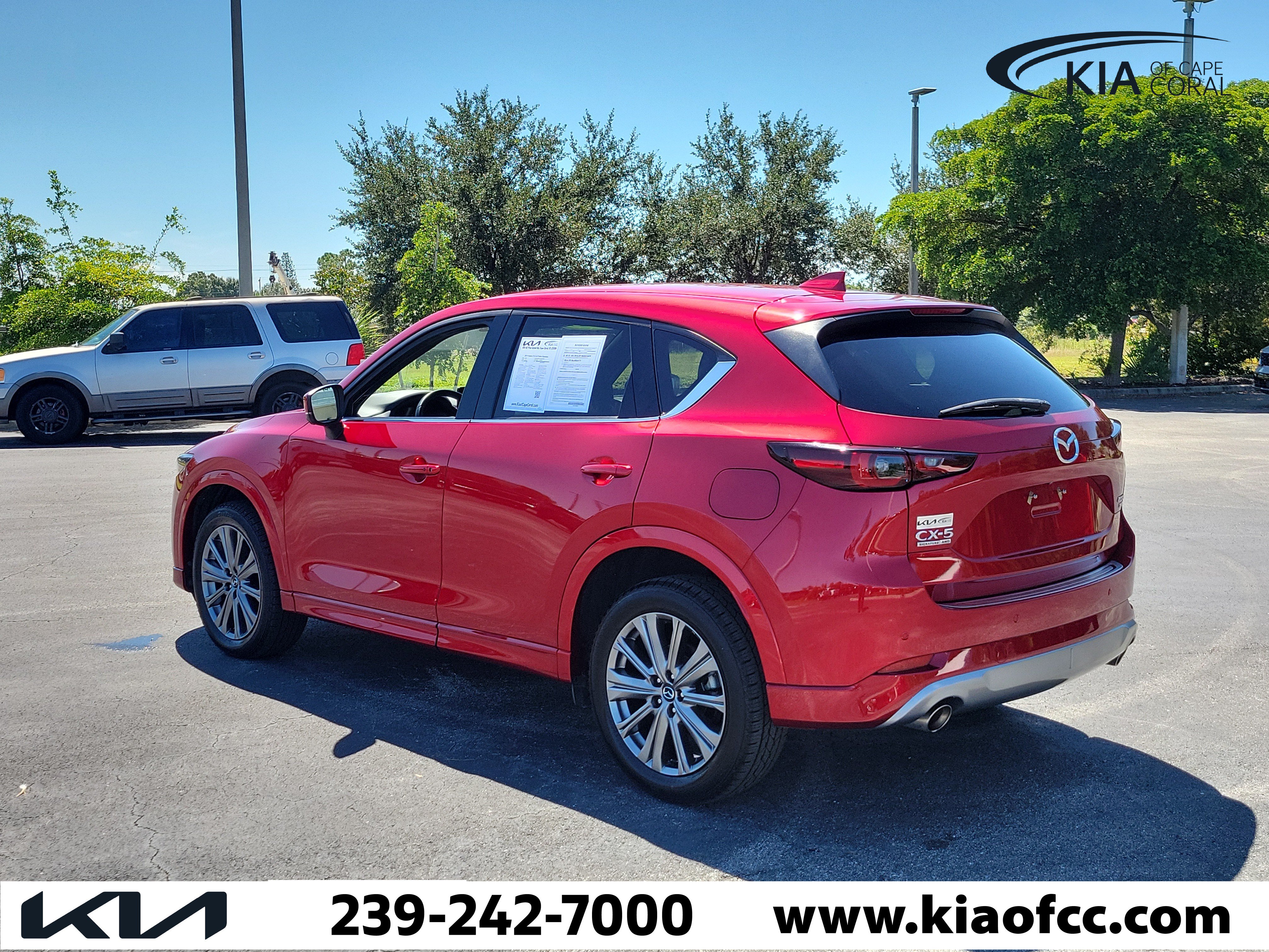 Used 2024 MAZDA CX-5 Signature AWD/4WD image 4