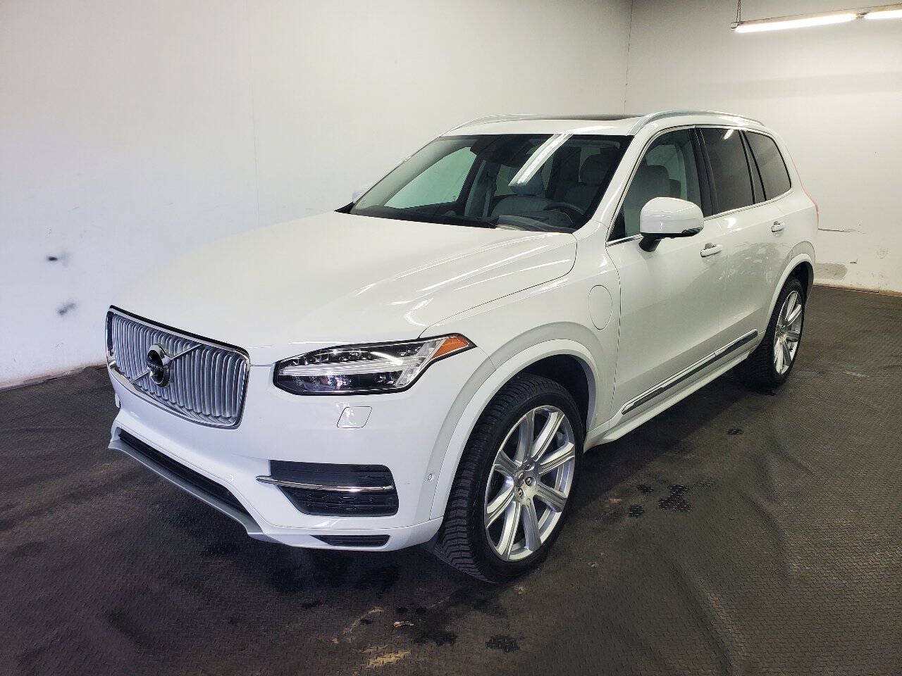 Used 2017 Volvo XC90 T8 Inscription w/ Vision Package
