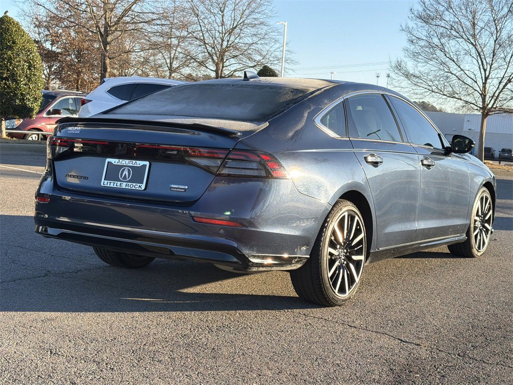 Used 2024 Honda Accord Touring image 3