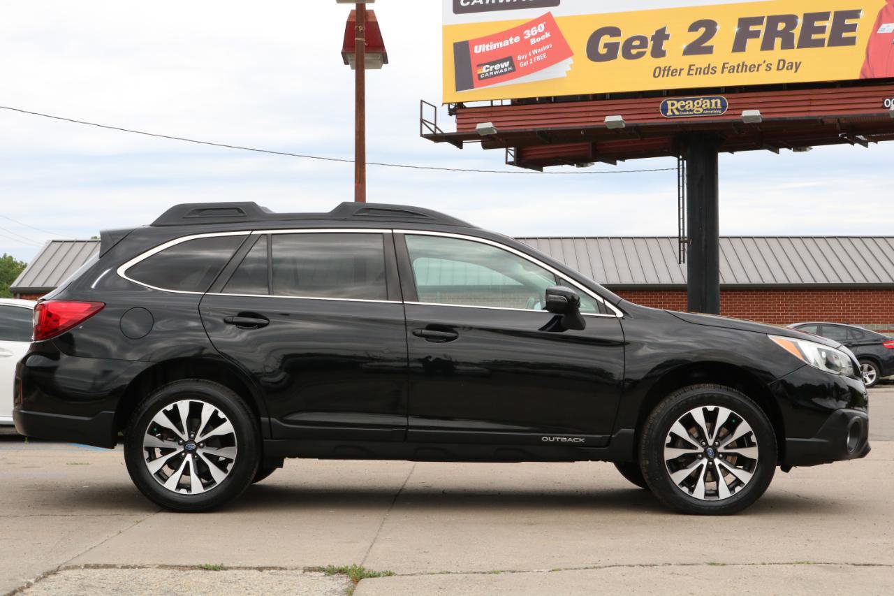 Used 2016 Subaru Outback 2.5i Limited AWD/4WD image 9