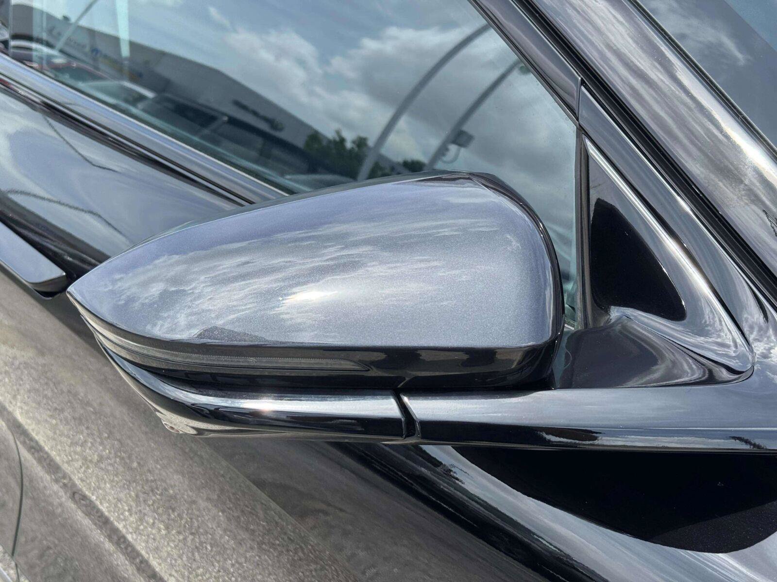 Used 2025 Lucid Air Pure RWD image 9