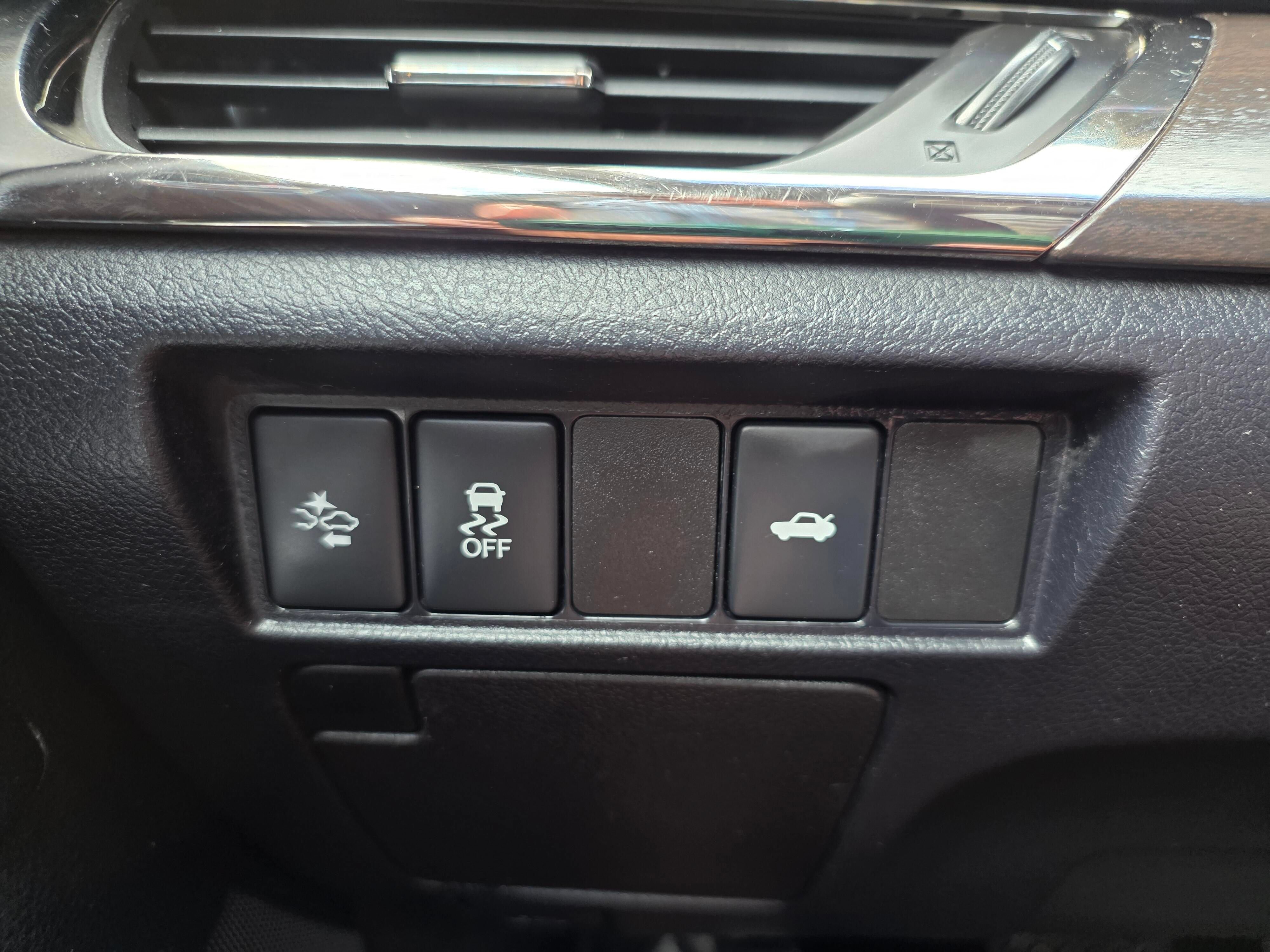 Used 2018 Toyota Avalon XLE FWD image 20