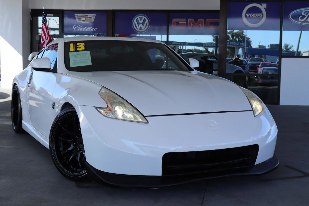Used 2013 Nissan 370Z NISMO w/ Bose Pkg image 2