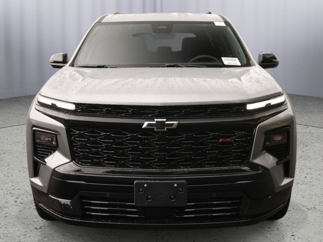 New 2026 Chevrolet Traverse RS w/ LPO, Floor Liner Package AWD/4WD image 2