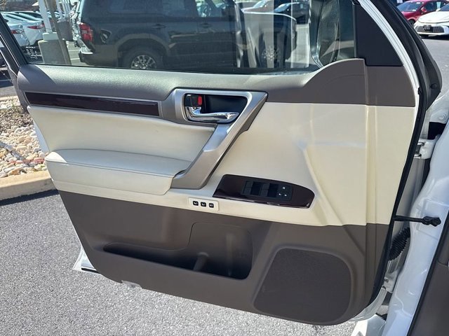 Used 2019 Lexus GX 460 Premium w/ Premium Package image 22