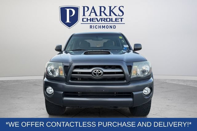 Used 2010 Toyota Tacoma 4x4 Double Cab w/ TRD Sport Pkg image 2