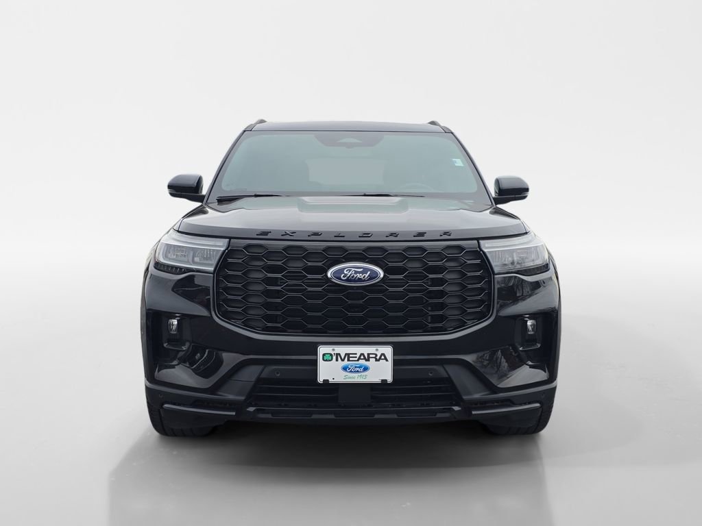 Used 2025 Ford Explorer ST-Line w/ Premium Package image 10