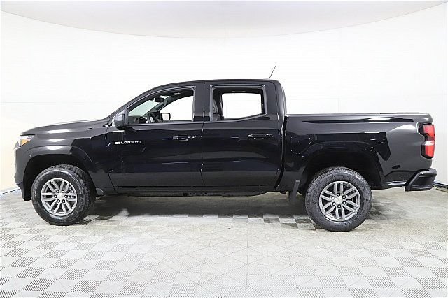 New 2025 Chevrolet Colorado LT w/ LT Convenience Package RWD image 5