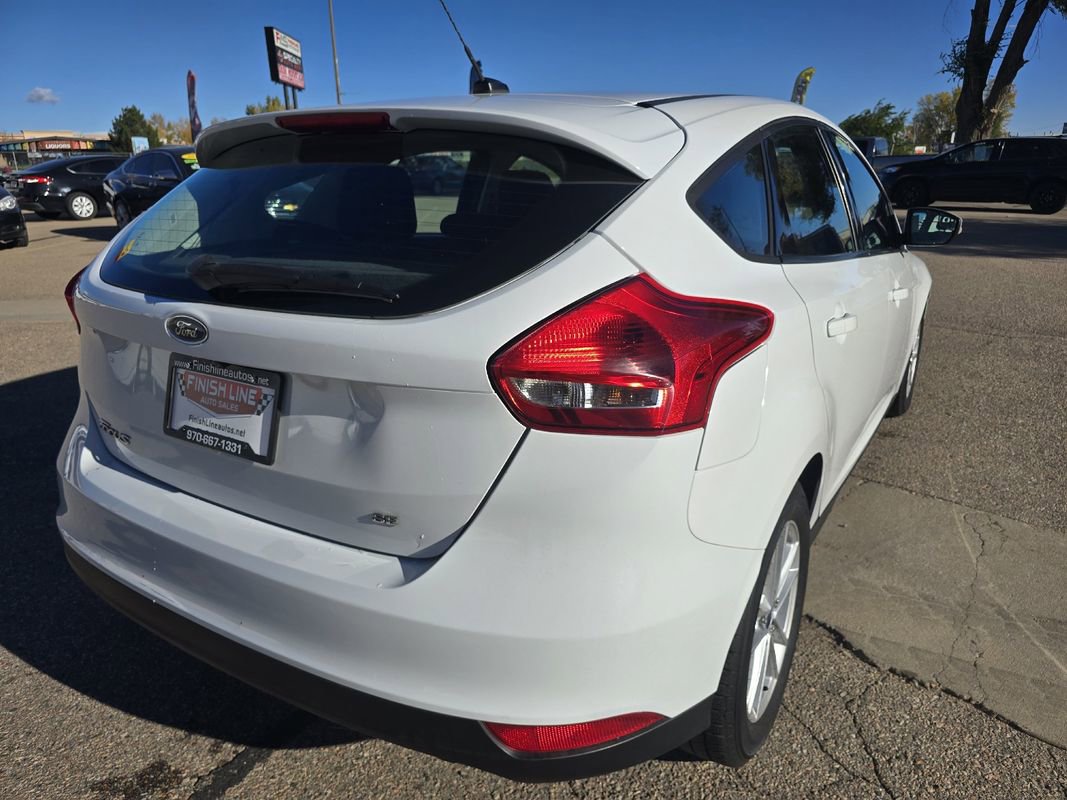 Used 2018 Ford Focus SE w/ Cold Weather Package image 5