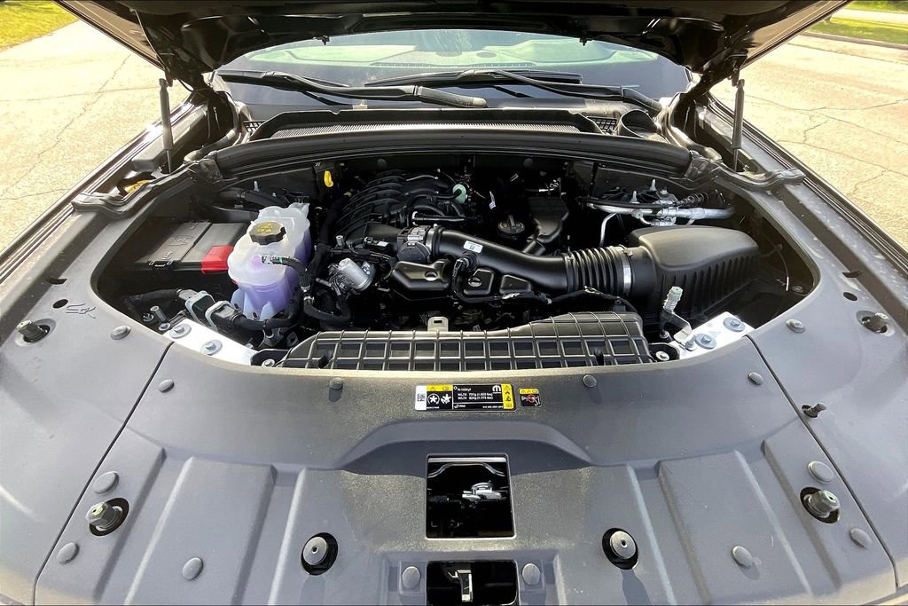 New 2025 Jeep Grand Cherokee Laredo X w/ Luxury Tech Group I image 11