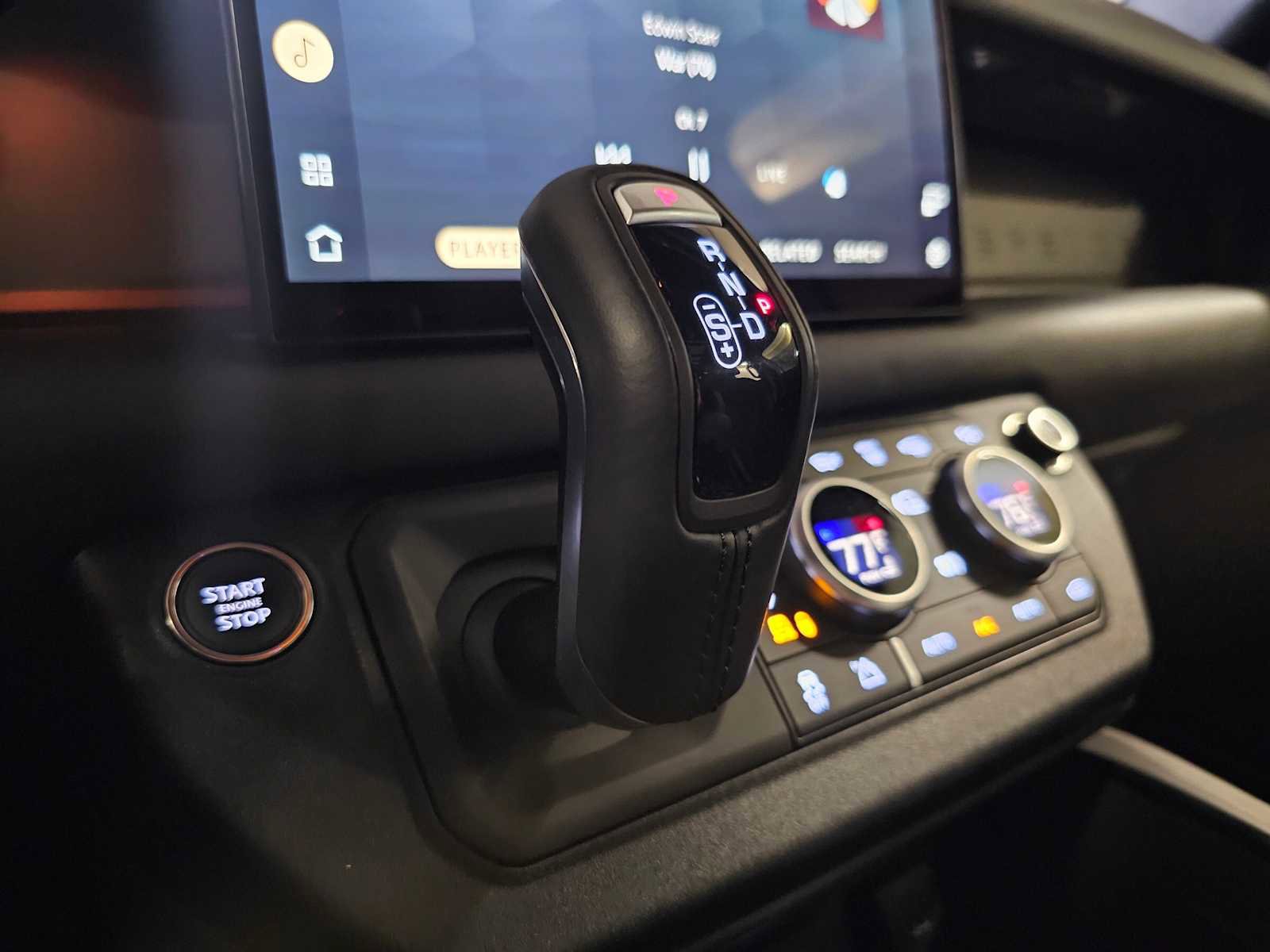 Used 2023 Land Rover Defender 110 X image 26