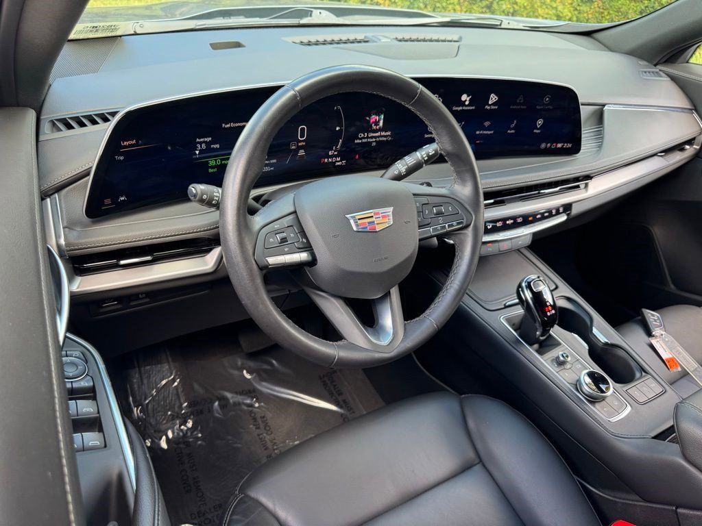 Certified 2024 Cadillac XT4 Premium Luxury image 4