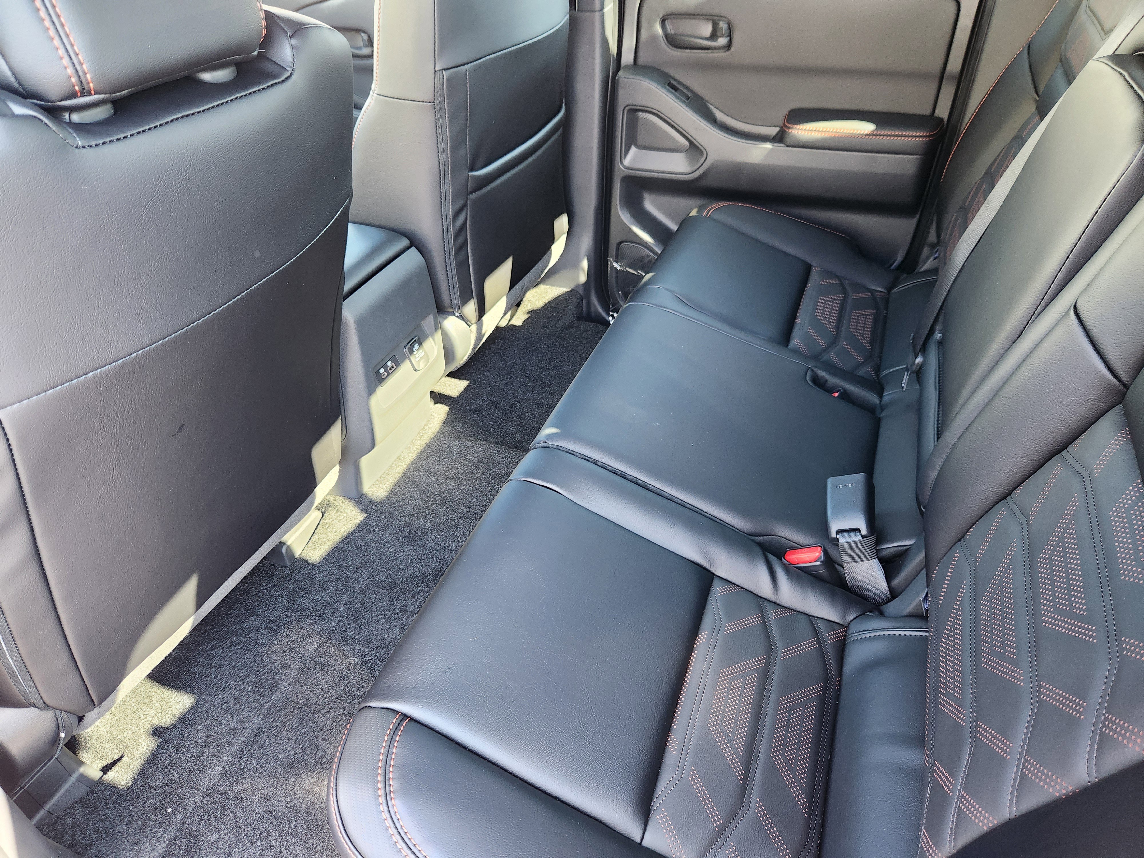 New 2026 Nissan Frontier PRO-4X image 9
