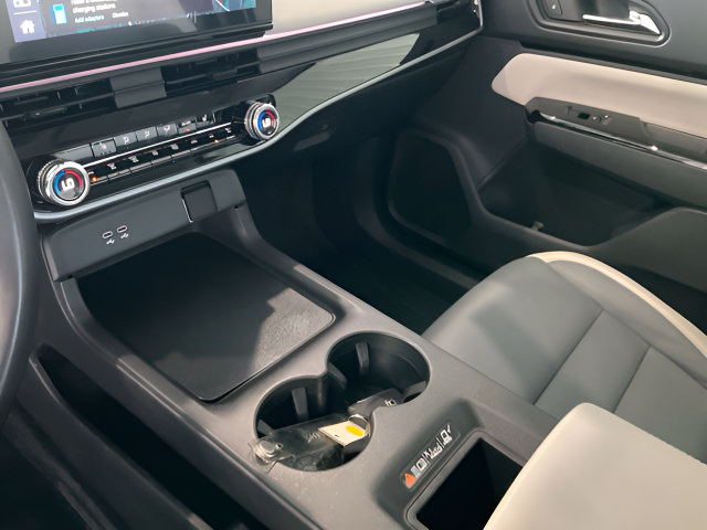 Used 2025 Honda Prologue Touring image 17