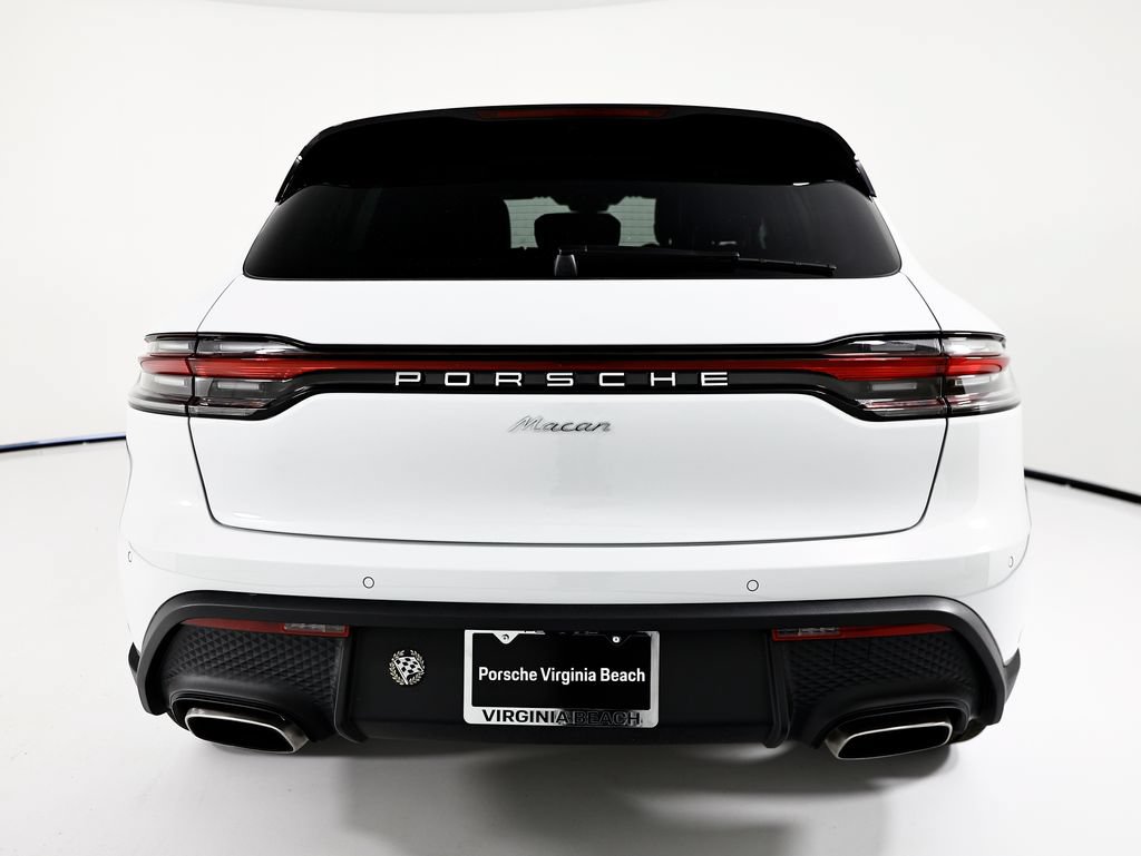 New 2026 Porsche Macan AWD/4WD image 4