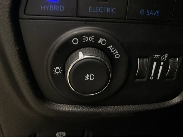 Used 2022 Jeep Grand Cherokee Limited 4xe w/ Luxury Tech Group II AWD/4WD image 24