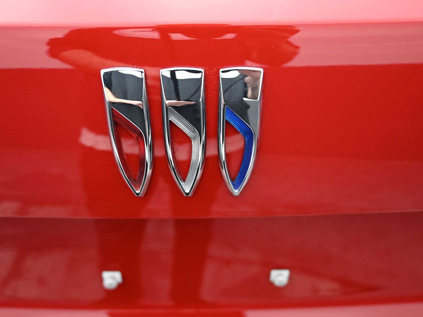 New 2026 Buick Envision Sport Touring image 27