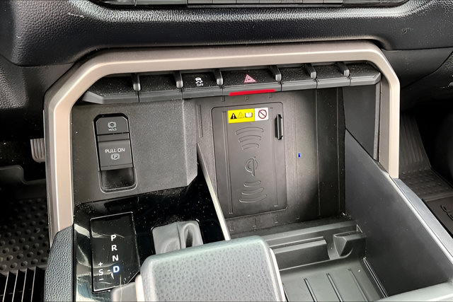 Used 2025 Toyota Tundra SR5 w/ SR5 Convenience Package AWD/4WD image 24