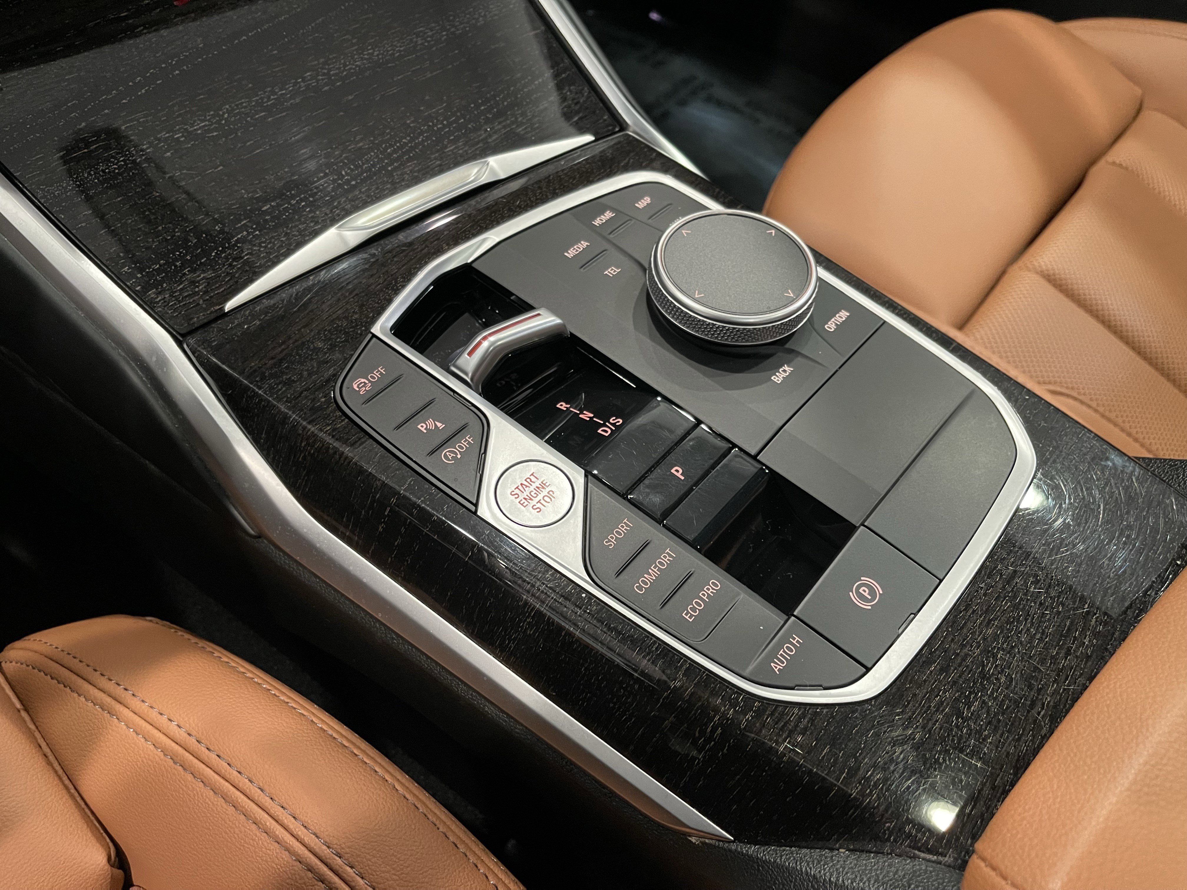 Used 2023 BMW 330i xDrive 330i xDrive w/ Driving Assistance Package image 19