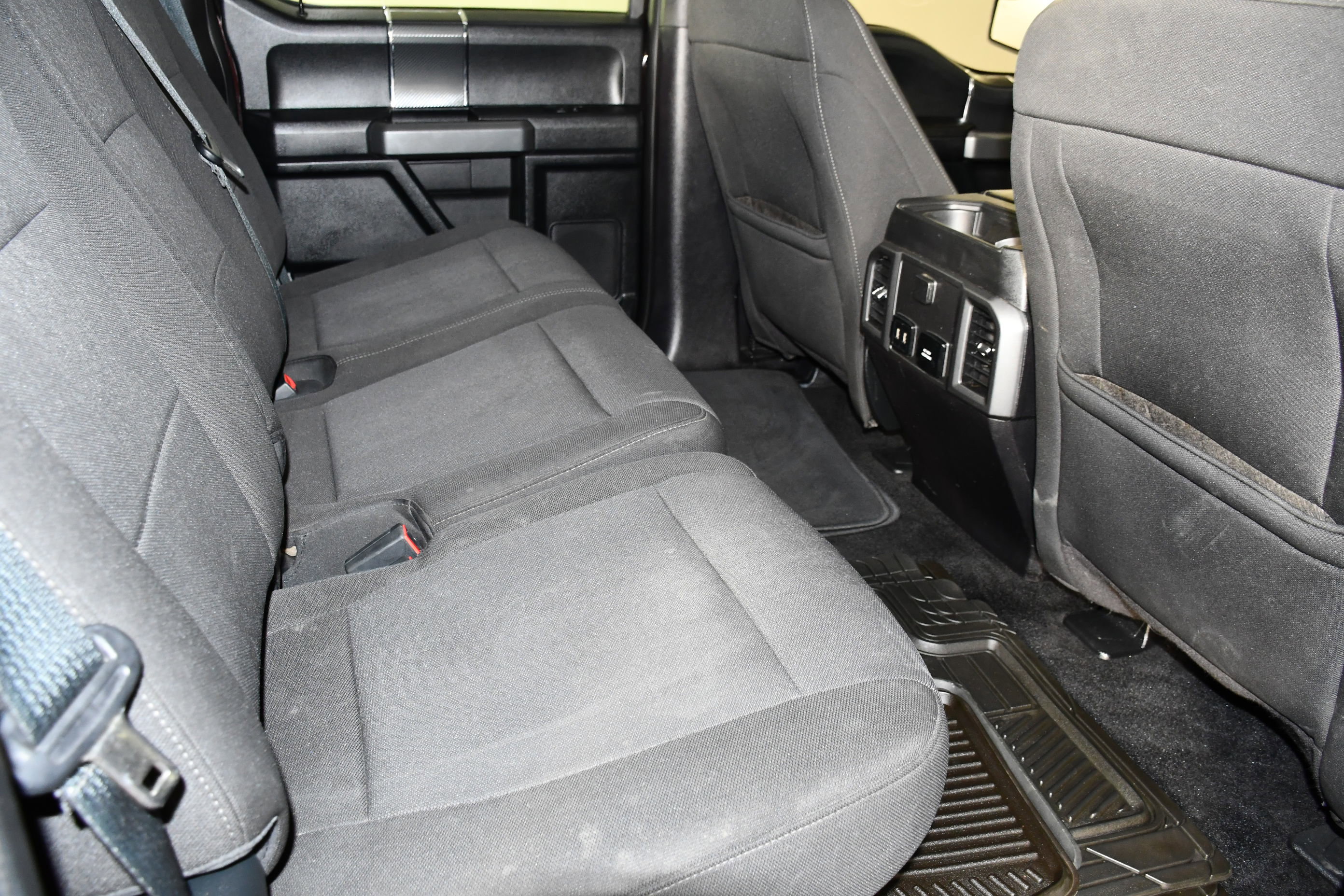 Used 2018 Ford F150 XLT w/ Equipment Group 302A Luxury AWD/4WD image 49
