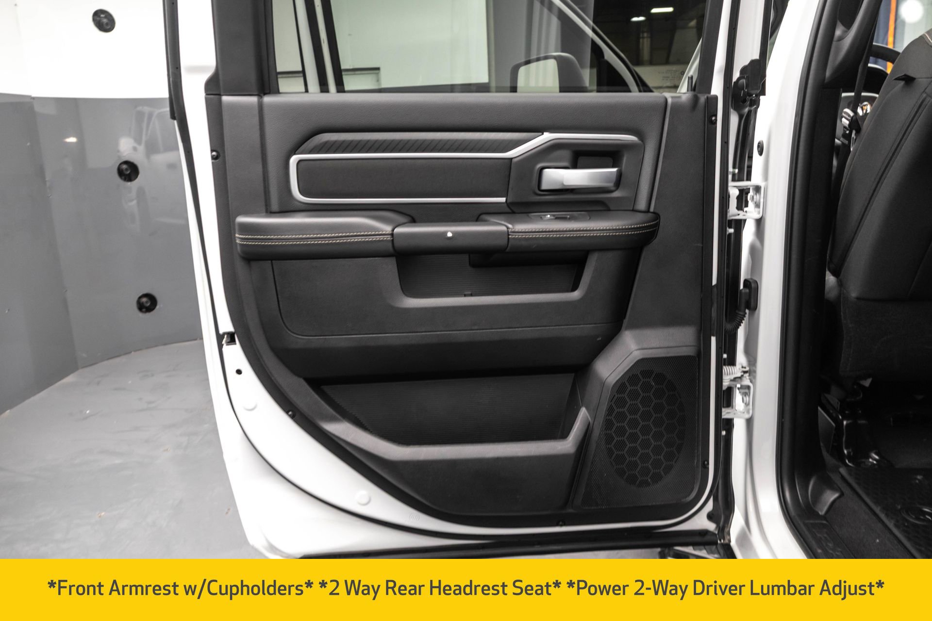 Used 2025 RAM 2500 Big Horn image 36