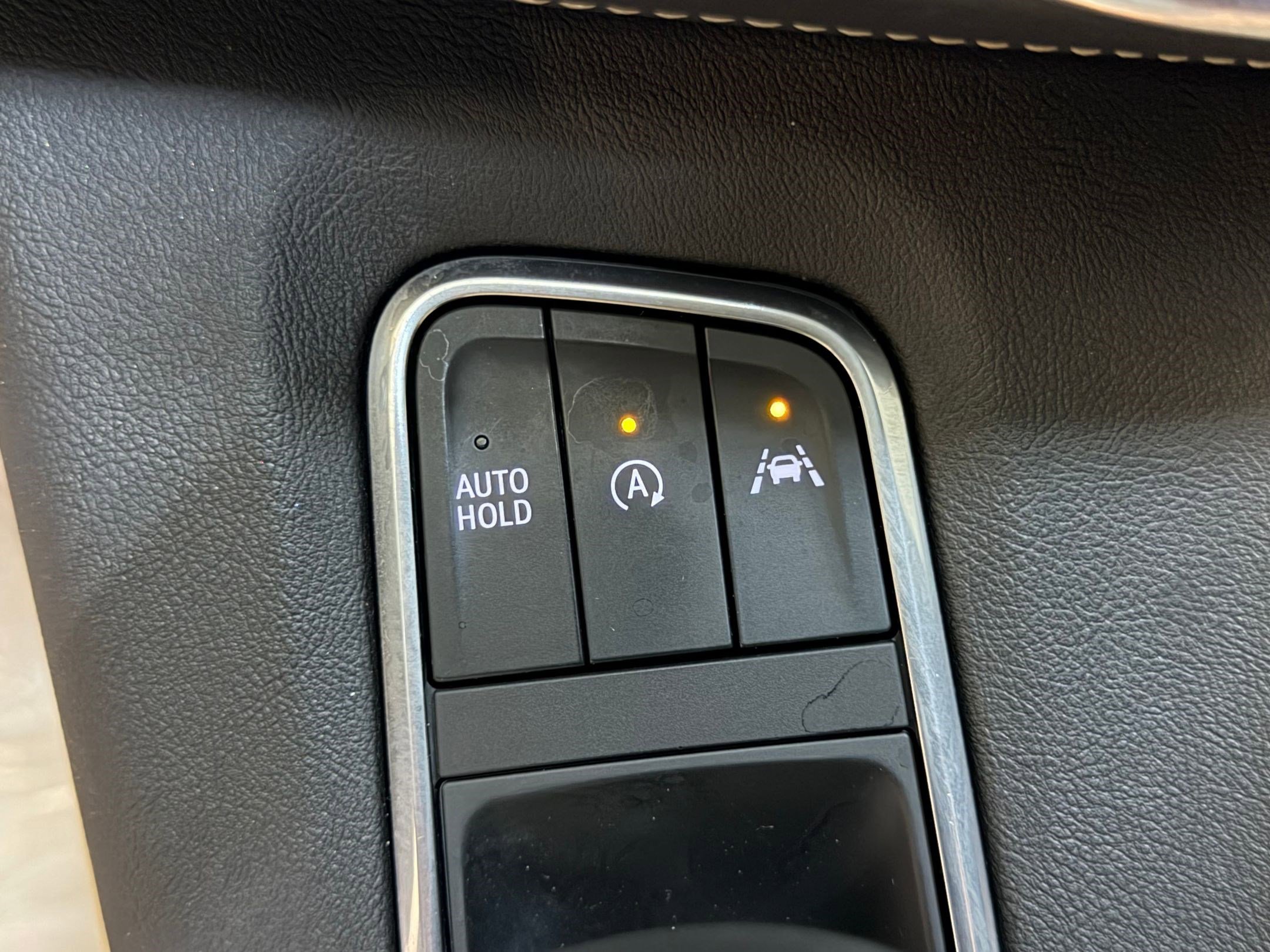 Used 2023 Cadillac Escalade Premium Luxury image 34