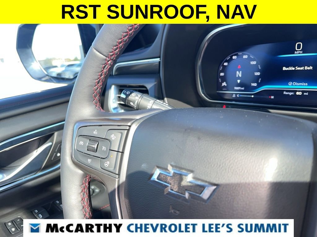 Used 2022 Chevrolet Suburban RST w/ Luxury Package image 24