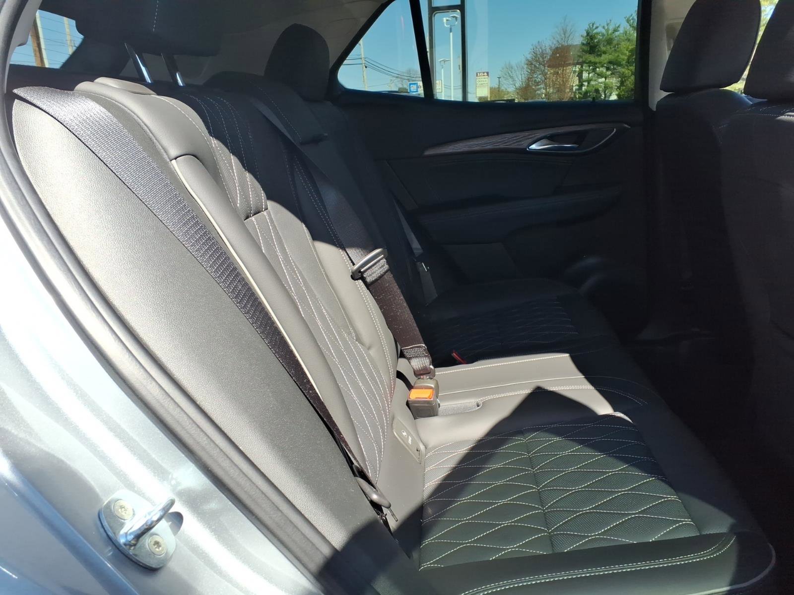 Certified 2023 Buick Envision Avenir image 14