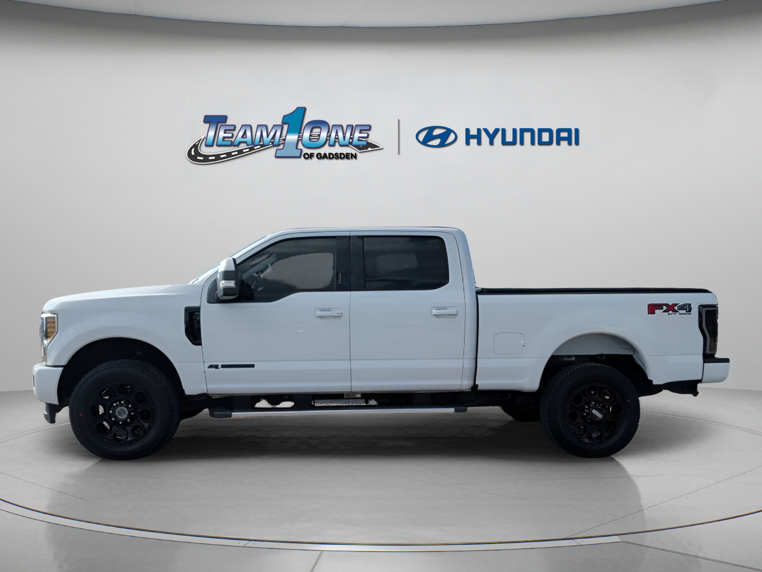 Used 2019 Ford F250 Lariat w/ Lariat Value Package AWD/4WD image 7