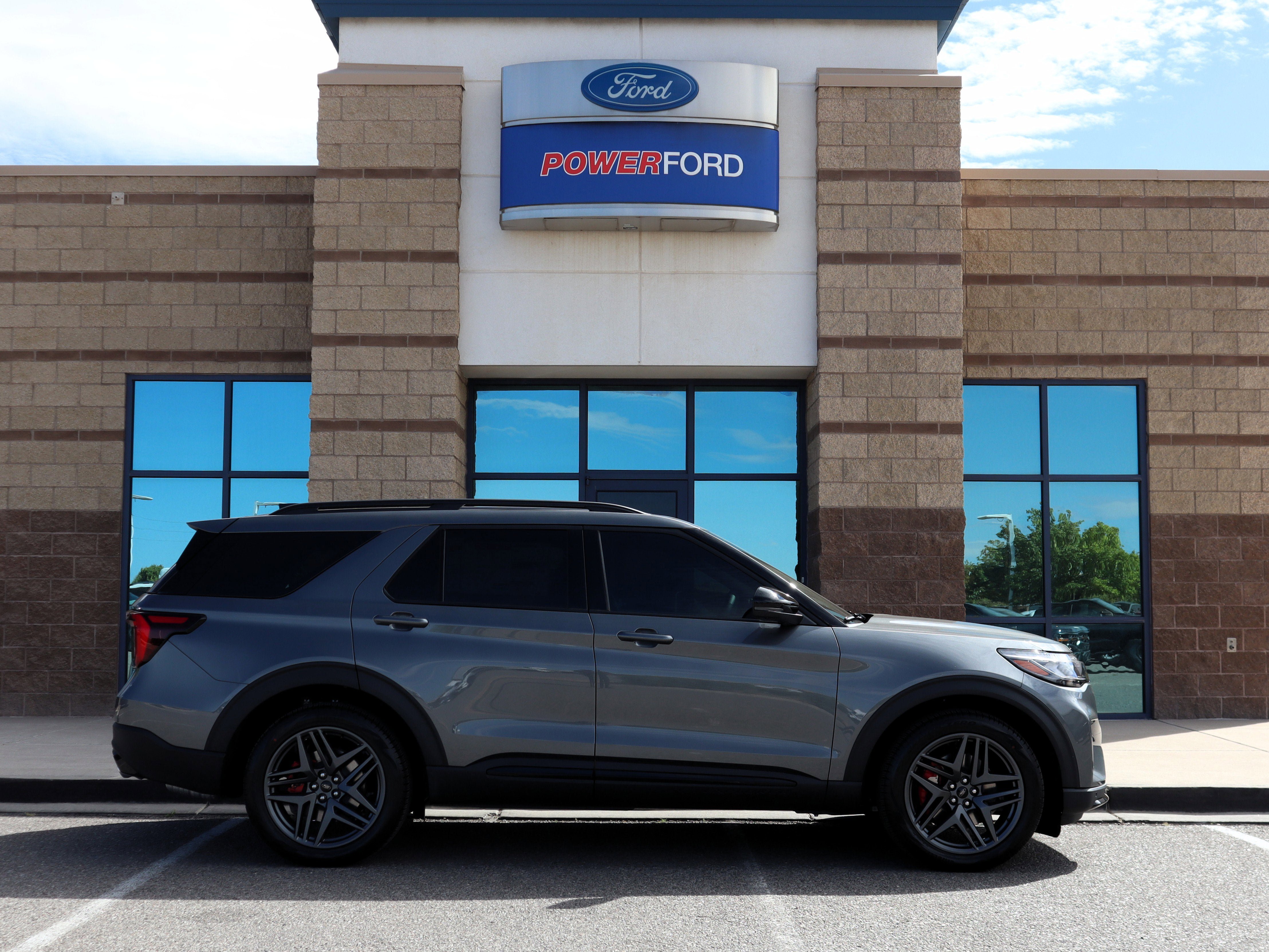 New 2026 Ford Explorer ST AWD/4WD image 5