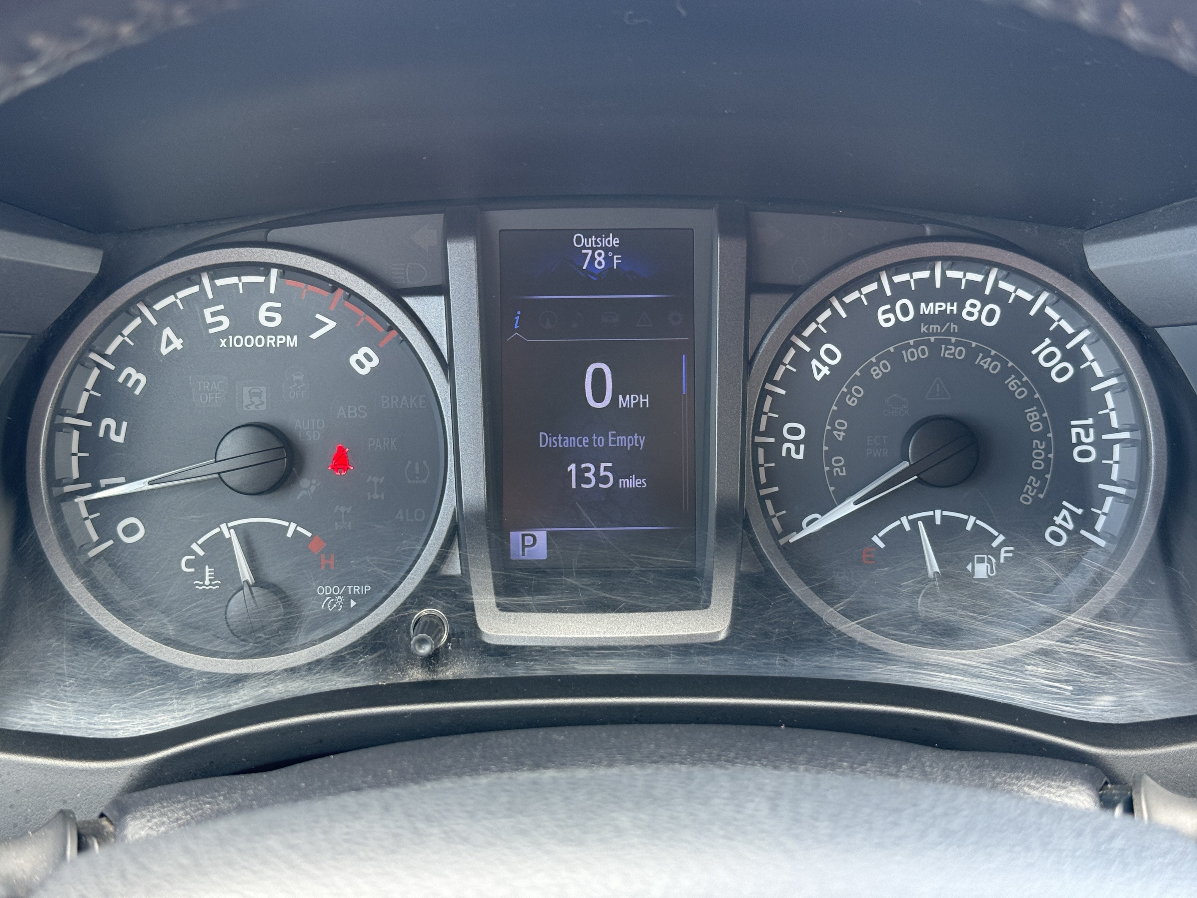 Used 2017 Toyota Tacoma TRD Sport AWD/4WD image 25