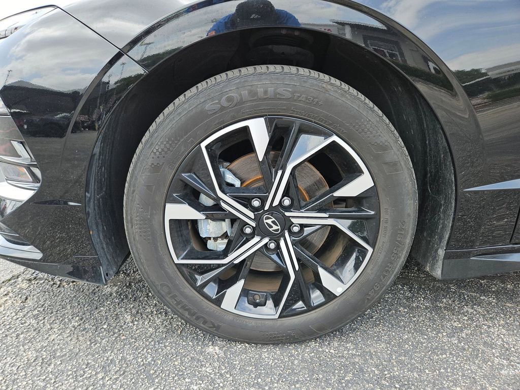 Used 2025 Hyundai Sonata SEL FWD image 29