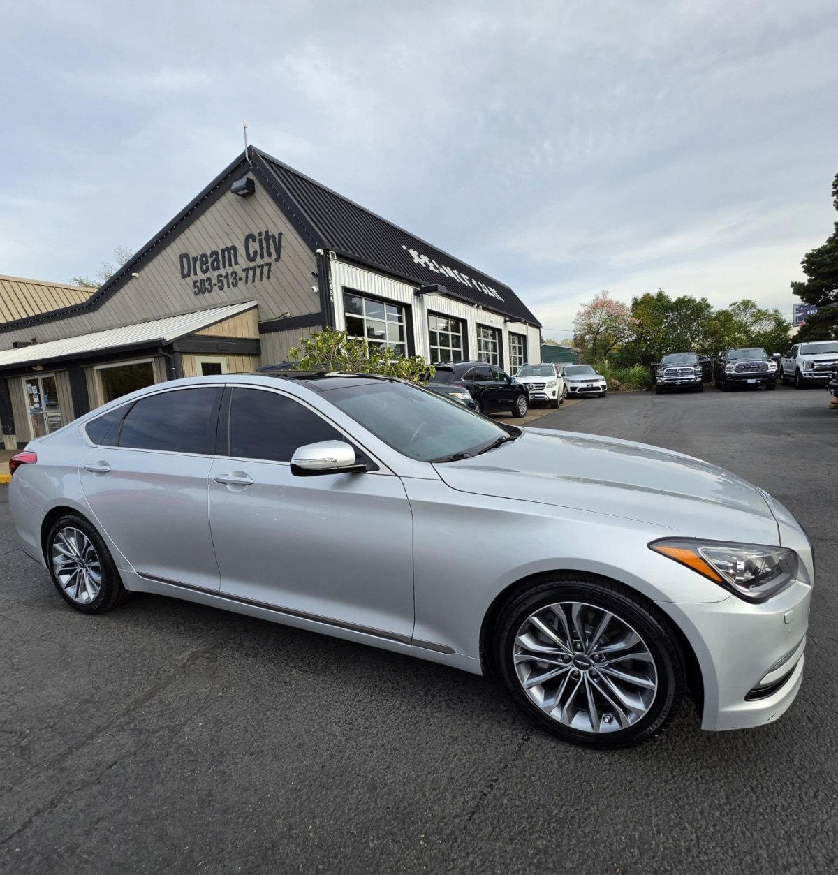 Used 2016 Hyundai Genesis 3.8 w/ Option Group 04 AWD/4WD image 5