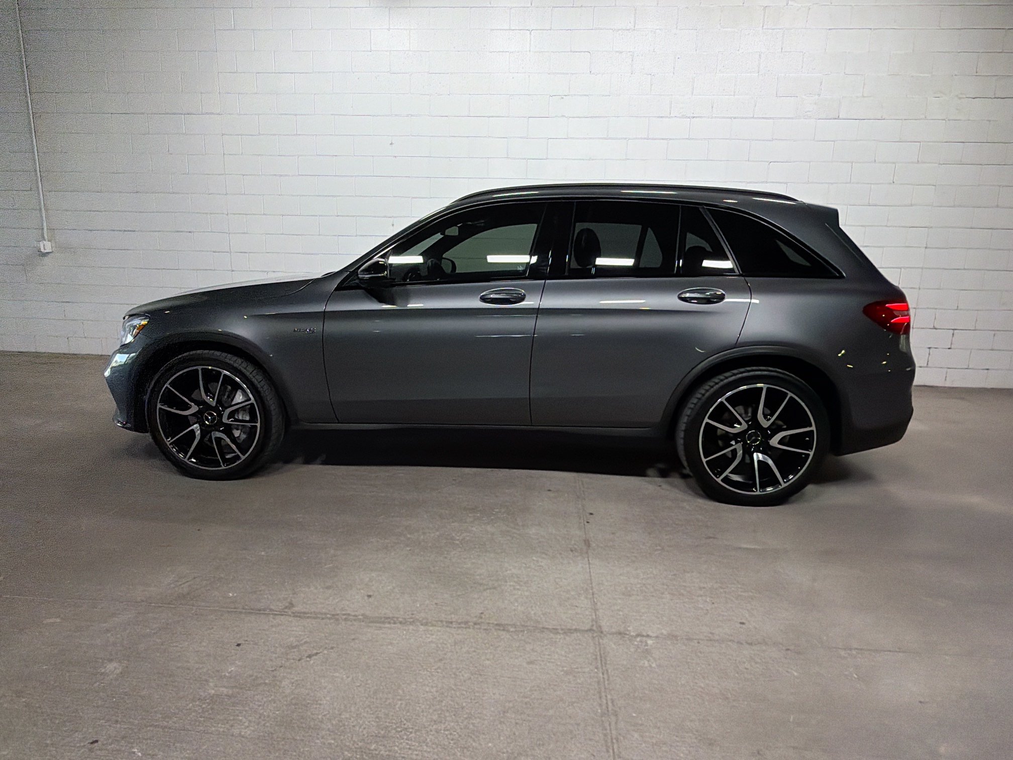 Used 2019 Mercedes-Benz GLC 43 AMG 4MATIC image 2