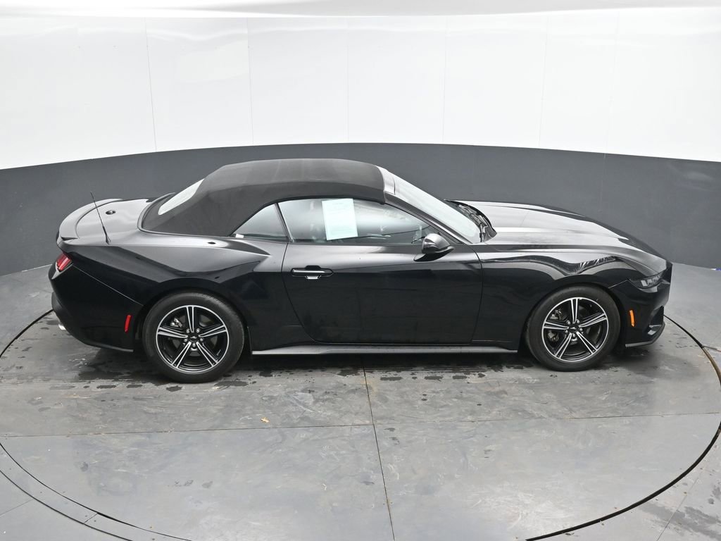 Used 2025 Ford Mustang Premium image 37
