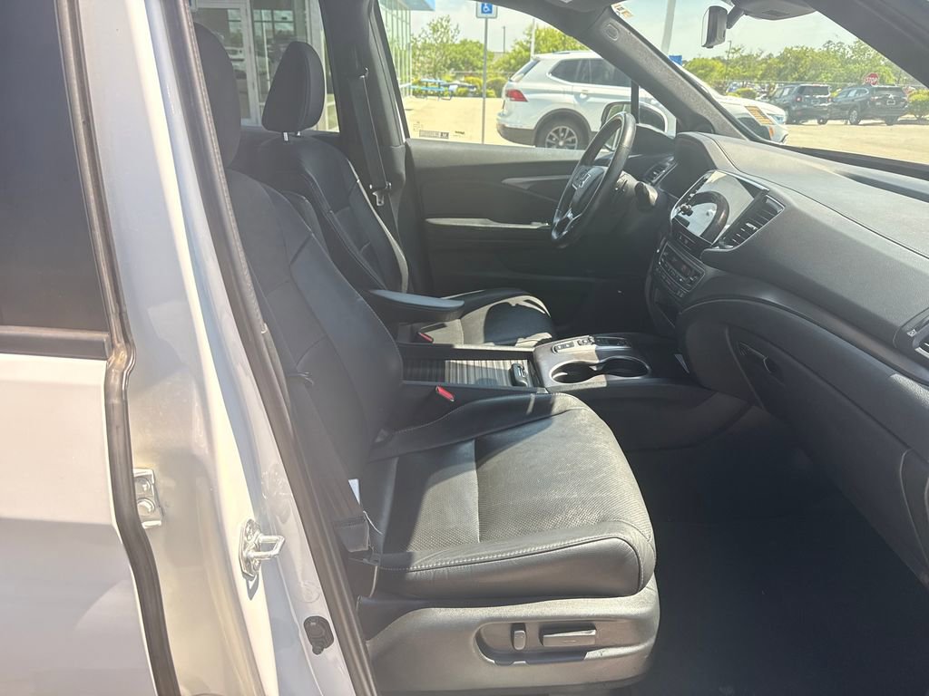 Used 2023 Honda Passport EX-L image 33