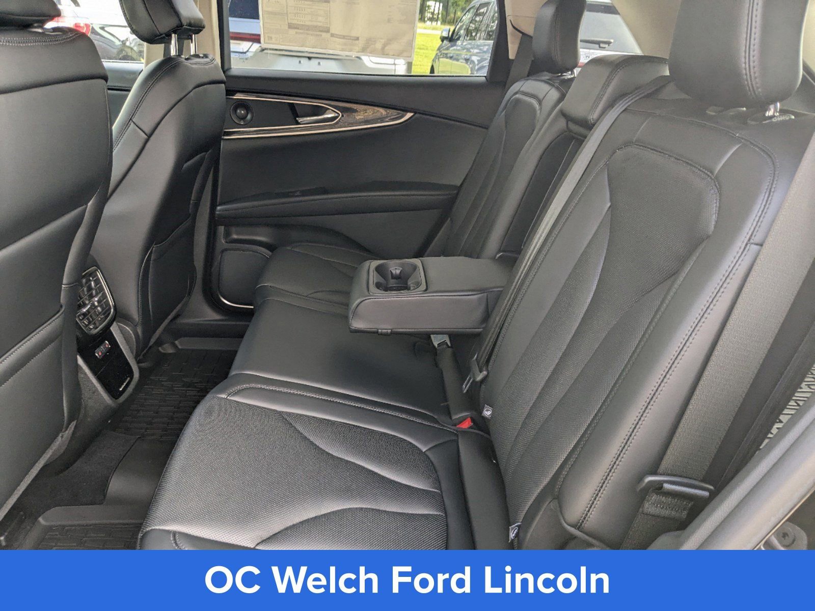 Certified 2023 Lincoln Nautilus Reserve w/ Monochromatic Package image 16