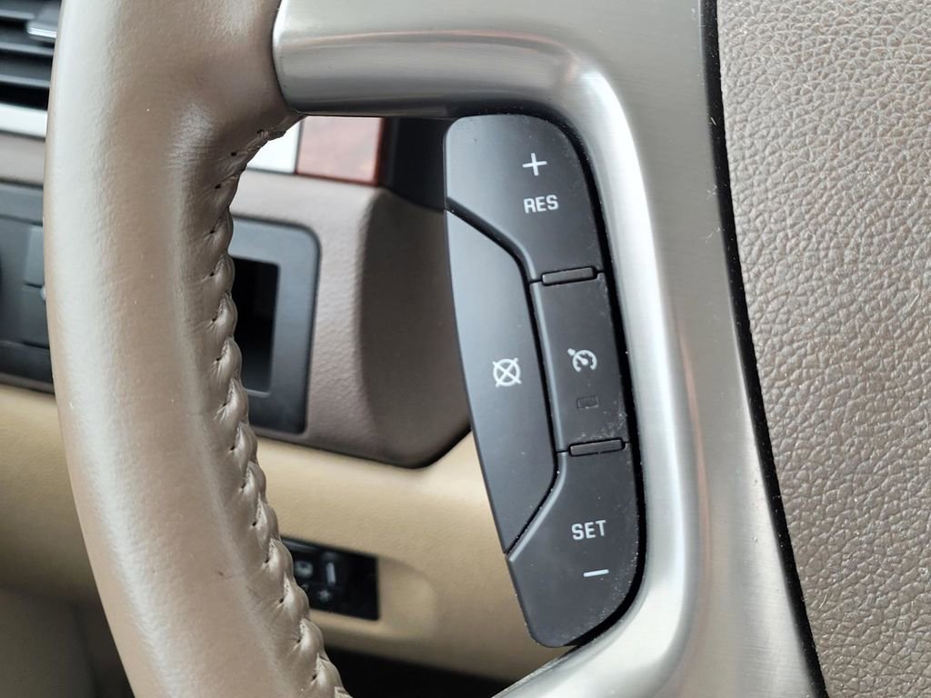 Used 2011 Chevrolet Silverado 1500 LTZ w/ LTZ White Diamond Edition image 32