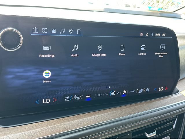 Certified 2025 Chevrolet Tahoe High Country AWD/4WD image 21