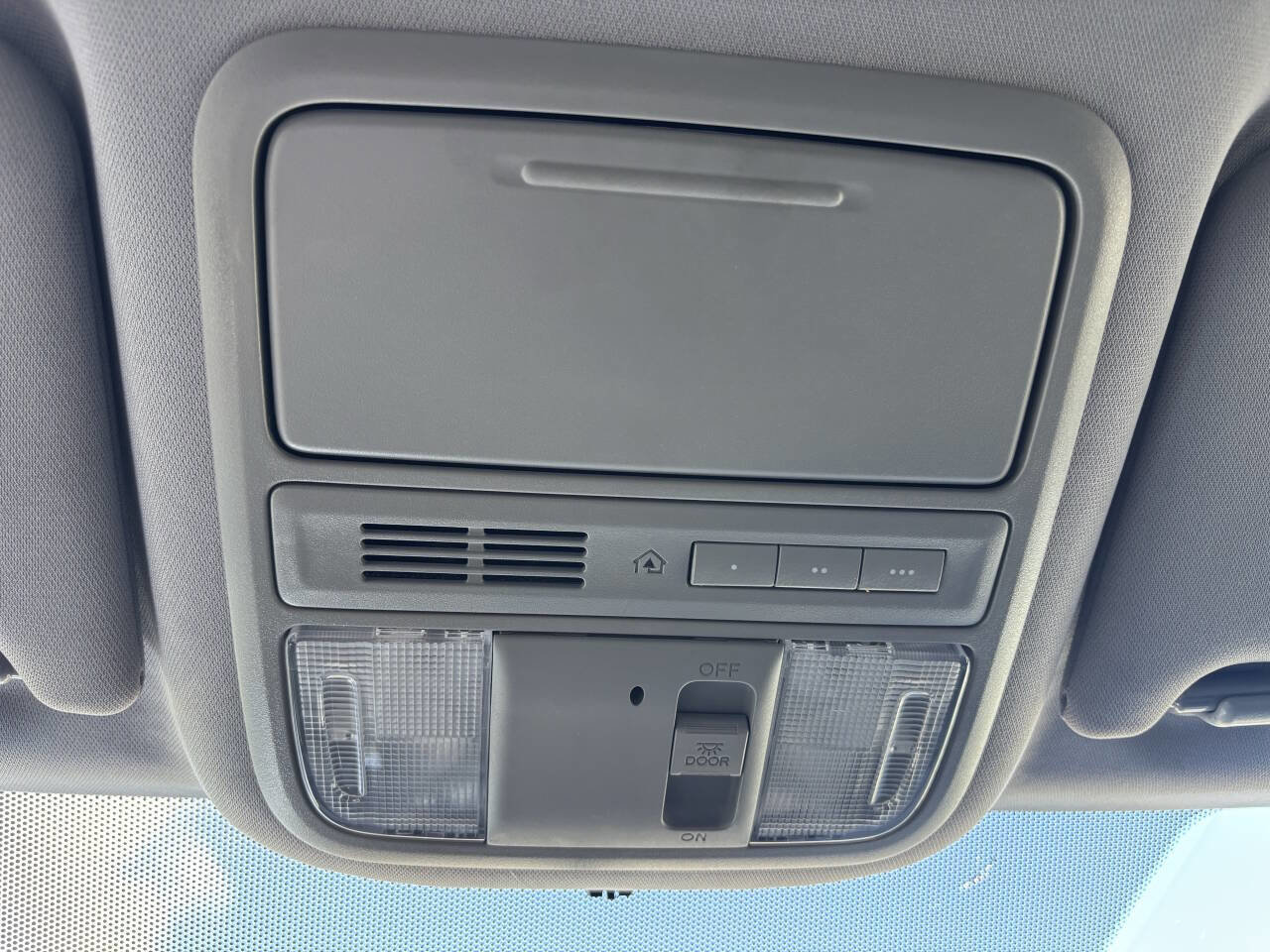 Used 2017 Honda Ridgeline RTS image 30