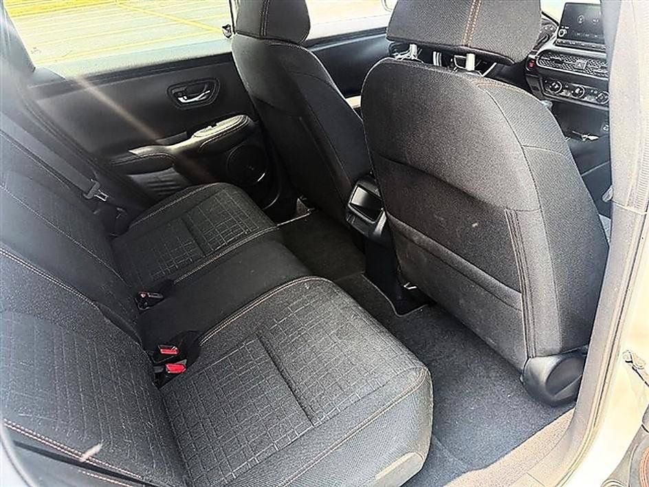 Used 2024 Honda HR-V Sport image 10