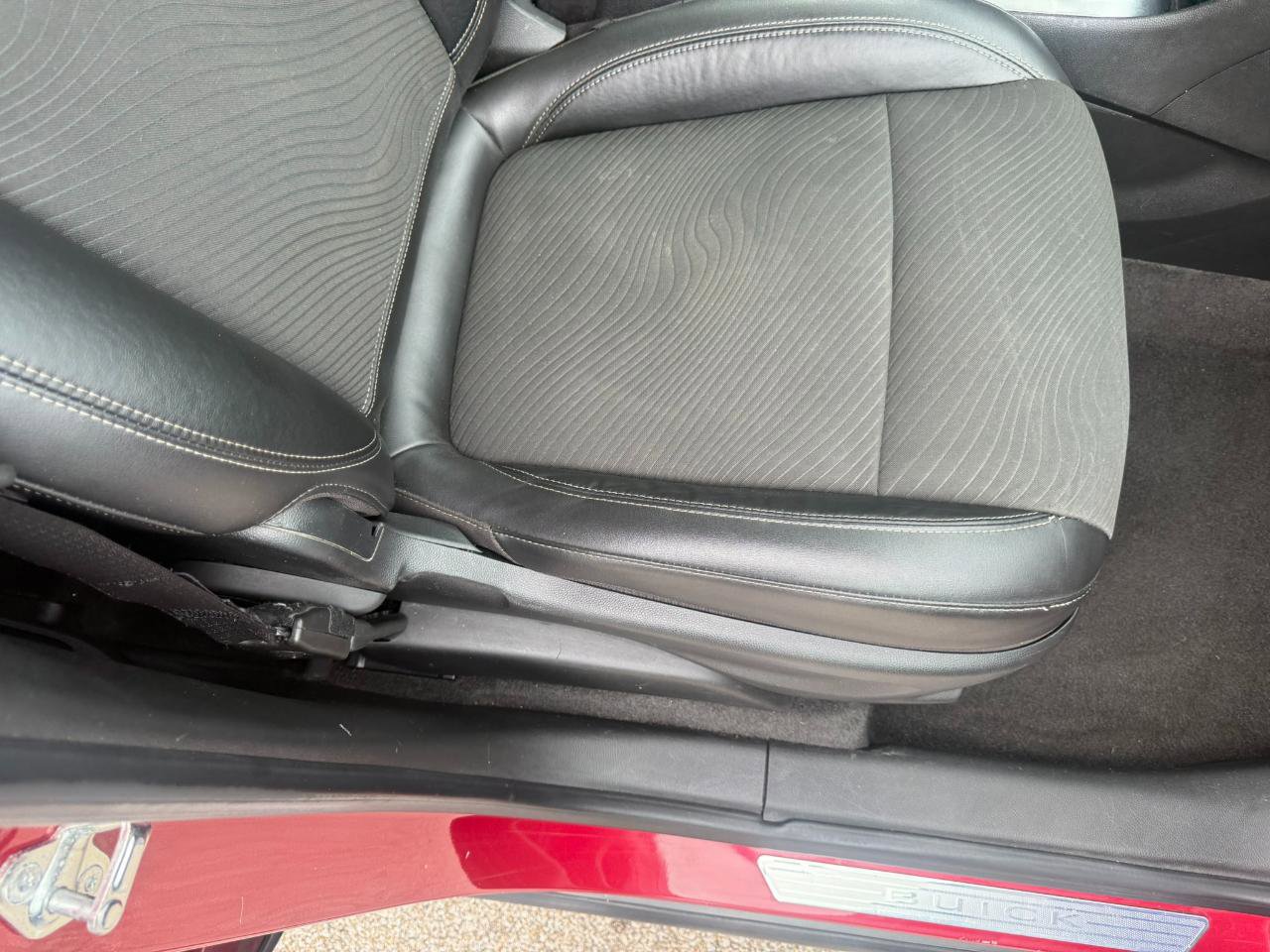 Used 2013 Buick Encore FWD image 19